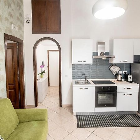 Residenza Il Bell'Antonio Apartment Наполи Екстериор снимка